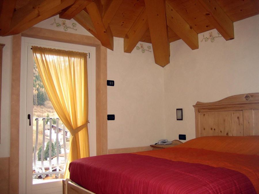 Bed and Breakfast Garni La Genziana Тему Номер фото